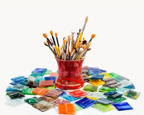 Artesana glass - סדנאות זכוכית במבוא חורון — בילוי משפחתי עם ילדים