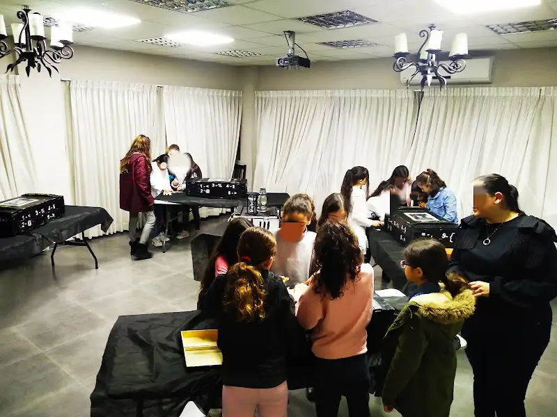 חדרי בריחה ניידים בירושלים — בילוי משפחתי עם ילדים