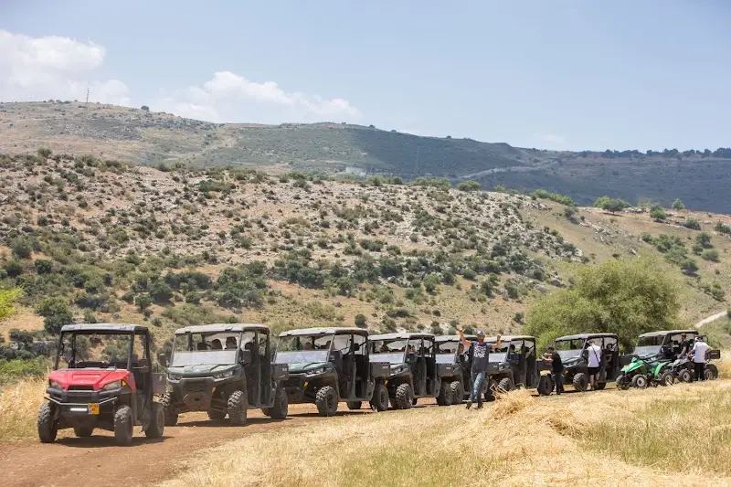 טיולי טרקטורונים ורייזרים בצפון - שטח גלילי בכלנית — בילוי משפחתי עם ילדים
