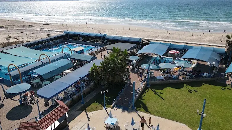 בריכת גליה בקרית ים — בילוי משפחתי עם ילדים