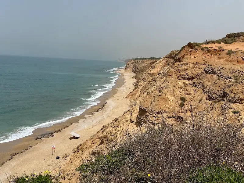 גן לאומי חוף השרון - שביל המצוק בארסוף — בילוי משפחתי עם ילדים