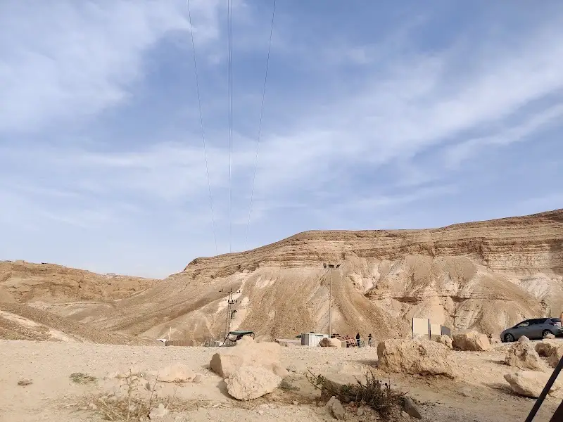 חניון לילה גן לאומי מצדה מערב בתמר — בילוי משפחתי עם ילדים