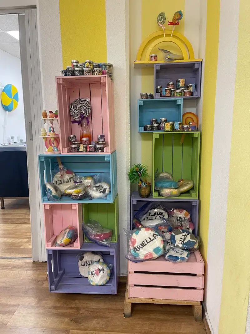 ToMo Candy: סדנת הכנת סוכריות מתוקה לכל המשפחה באבן יהודה