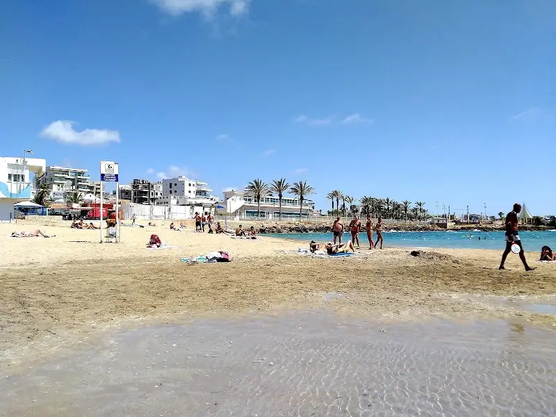 חוף גלי גליל בחוף גלי גליל
