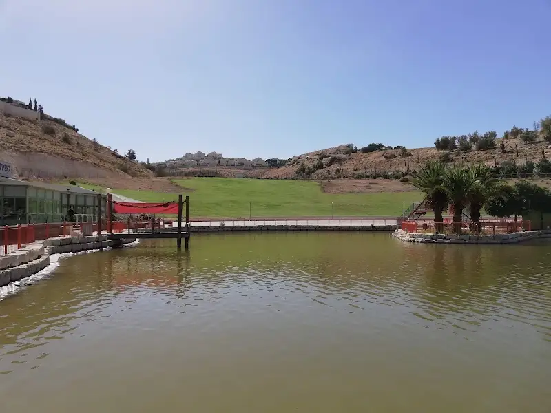 זיקית - טירוף של חוויה אתגרית במעלה אדומים — בילוי משפחתי עם ילדים
