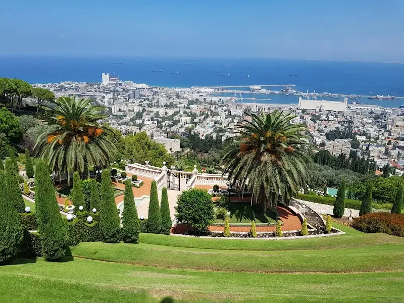 הגנים הבהאיים בחיפה — בילוי משפחתי עם ילדים