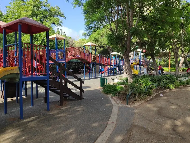 Ha’Em Garden בחיפה — בילוי משפחתי עם ילדים