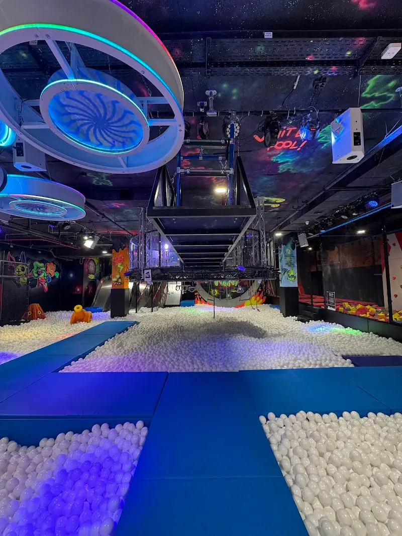 White Pool וויט פול אור עקיבא באור עקיבא — בילוי משפחתי עם ילדים